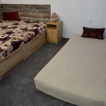 Sunny Center Apartamento Pécs