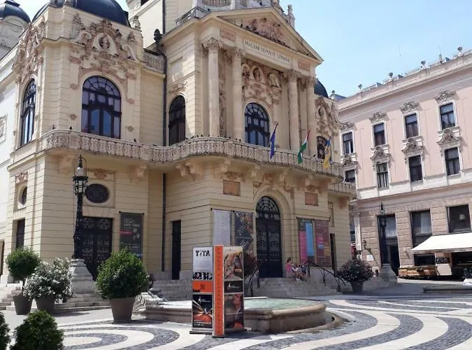 Sunny Center Pécs